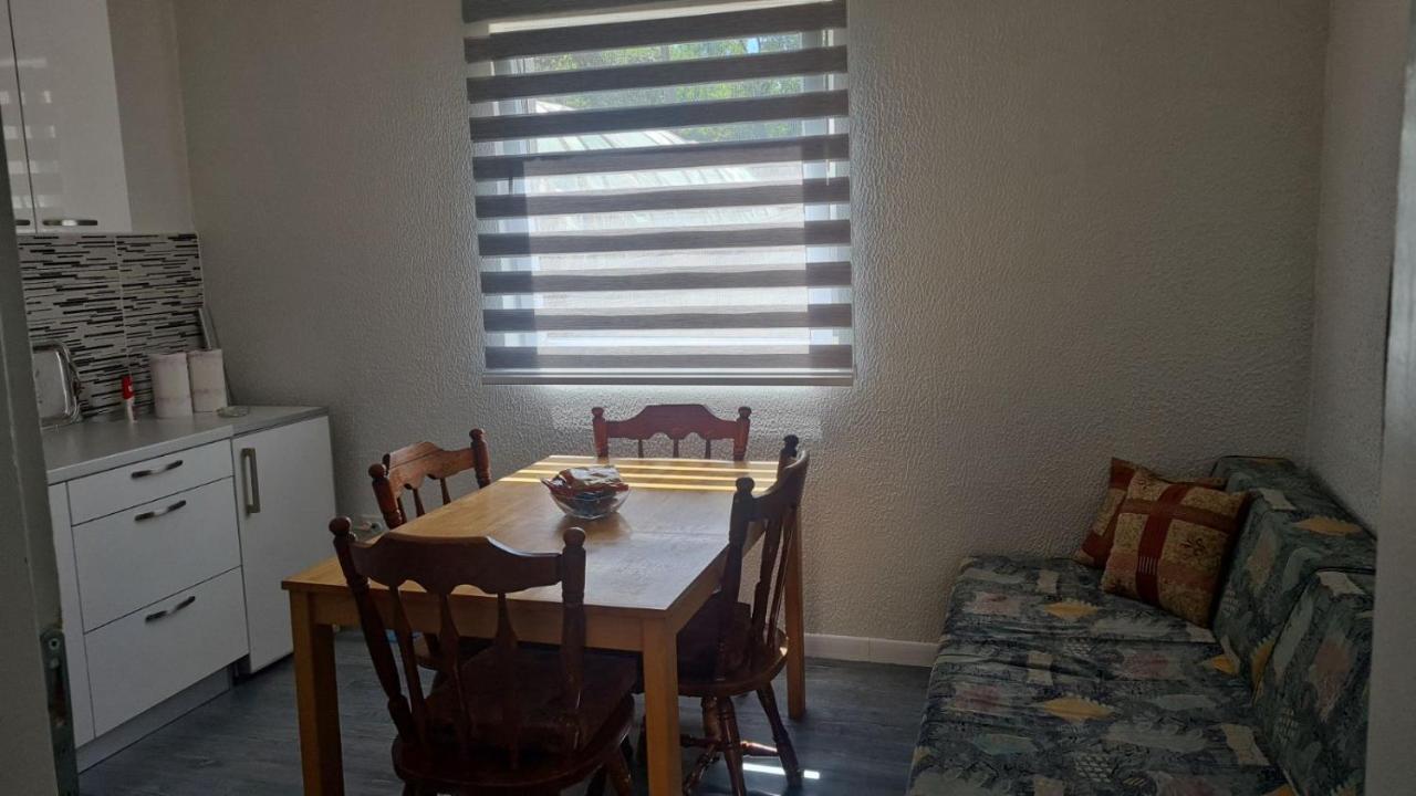 Apartman Kujovic SJJ Exteriör bild